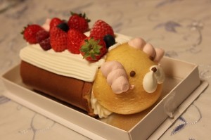 L’OLIOLI 365 新宿伊勢丹店の限定ロールケーキ